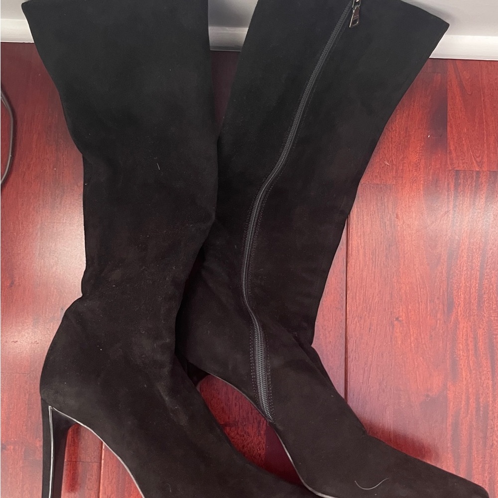 Prada Black Heeled Boots with Stiletto Heel and Pointed Toe - Picture 13 of 14